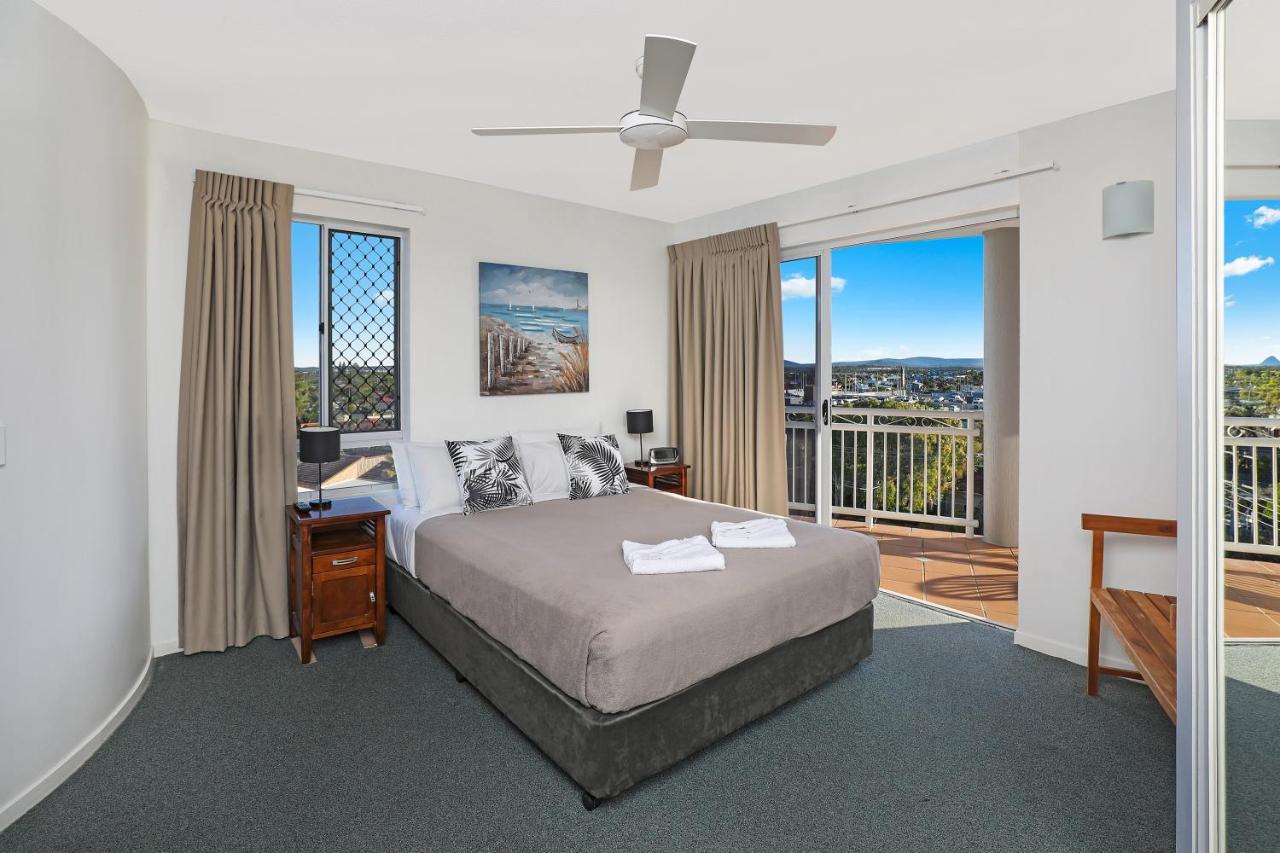 Beachside Kawana Waters Resort 4*