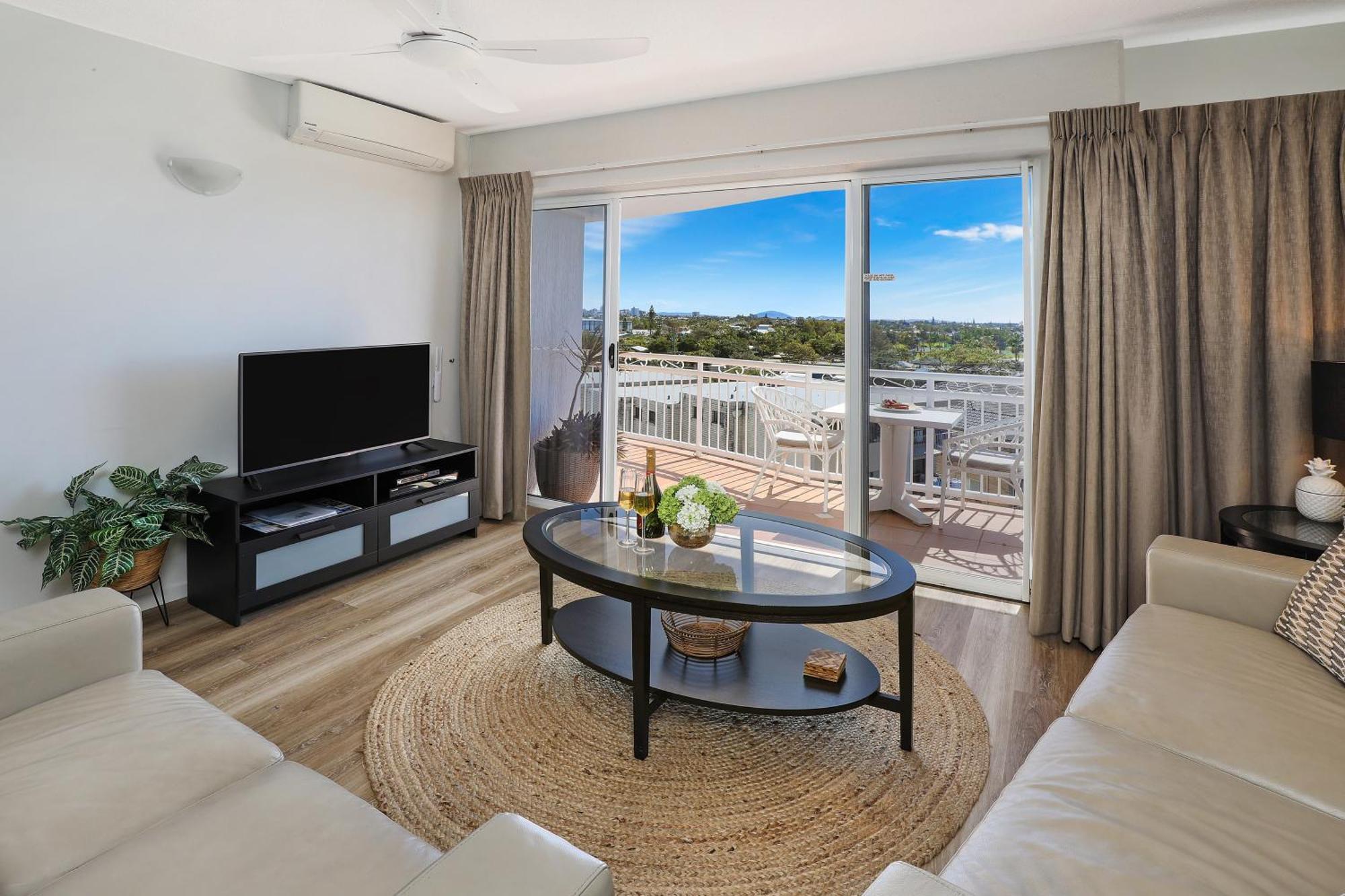 Beachside Kawana Waters Resort