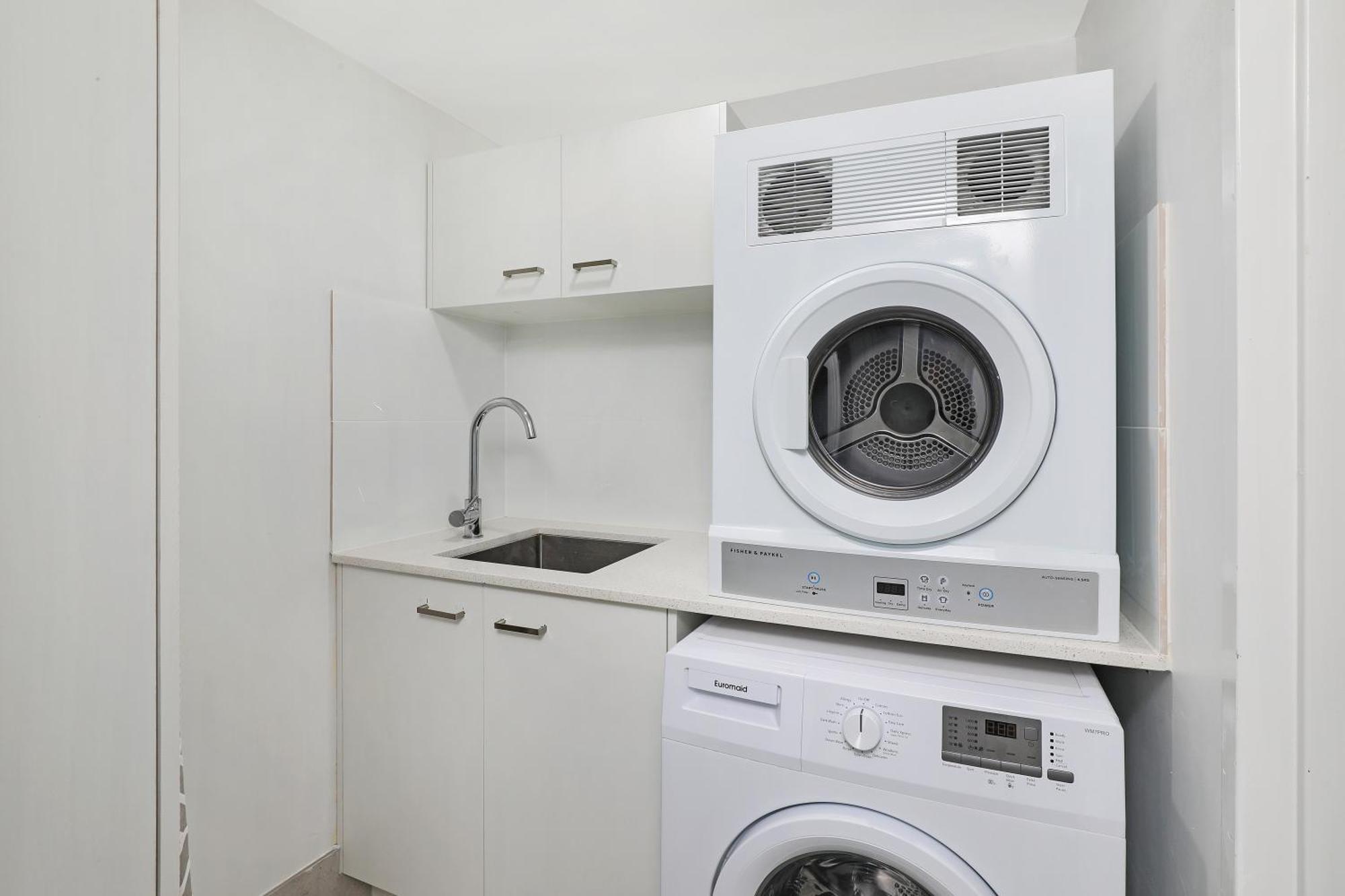 Beachside Kawana Waters 4* Buddina