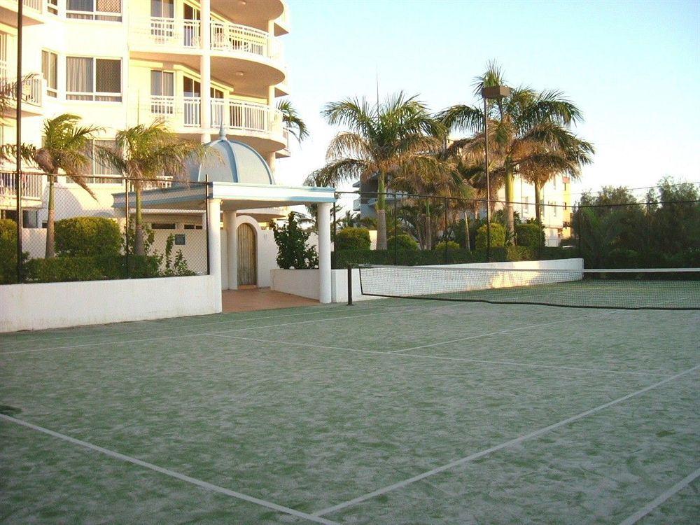 Beachside Kawana Waters 4* Buddina