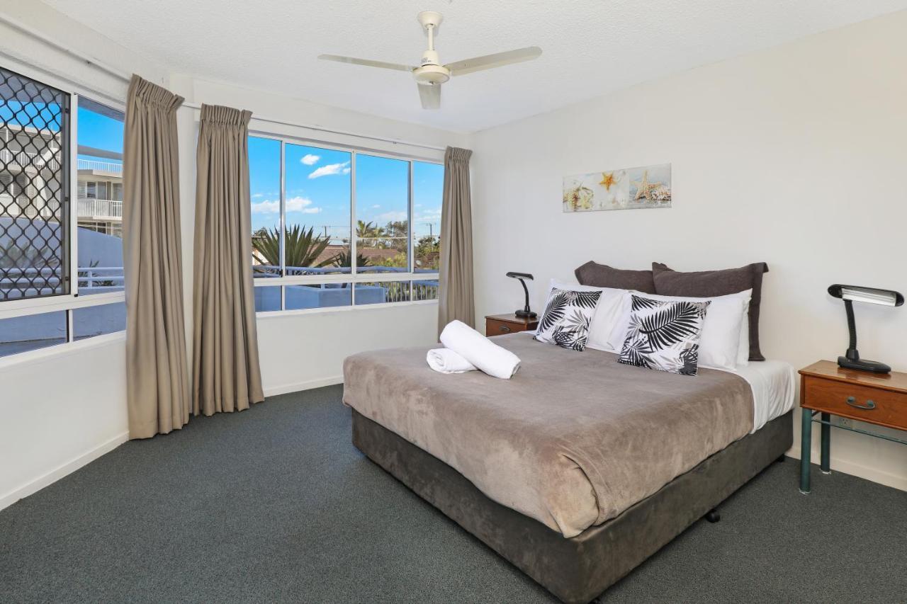 Beachside Kawana Waters Resort 4*