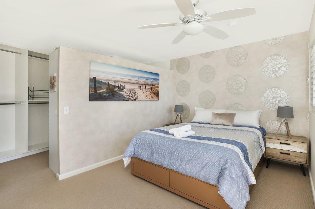 Beachside Kawana Waters Resort